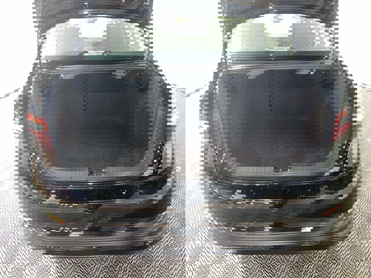 Used 2024 Volkswagen Jetta SE image 27