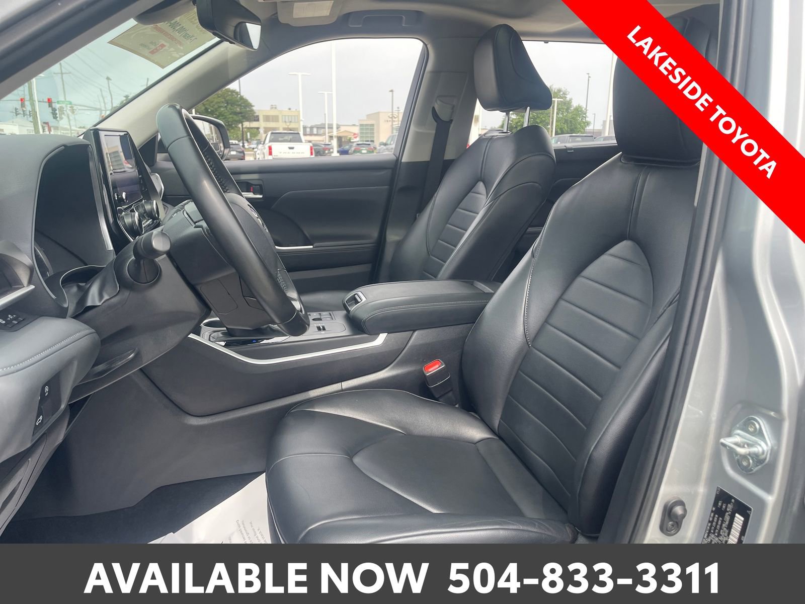 Certified 2024 Toyota Highlander XLE FWD image 30