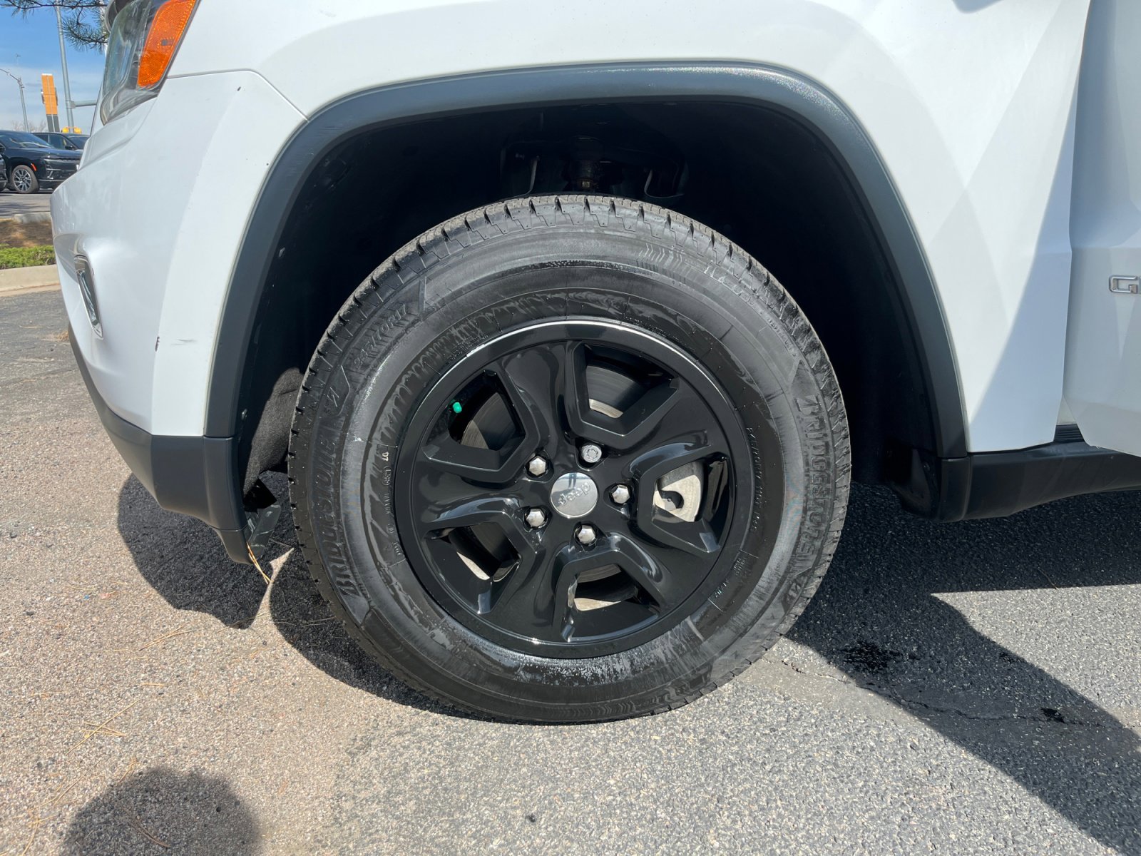 Used 2015 Jeep Grand Cherokee Laredo w/ Quick Order Package 23E image 26