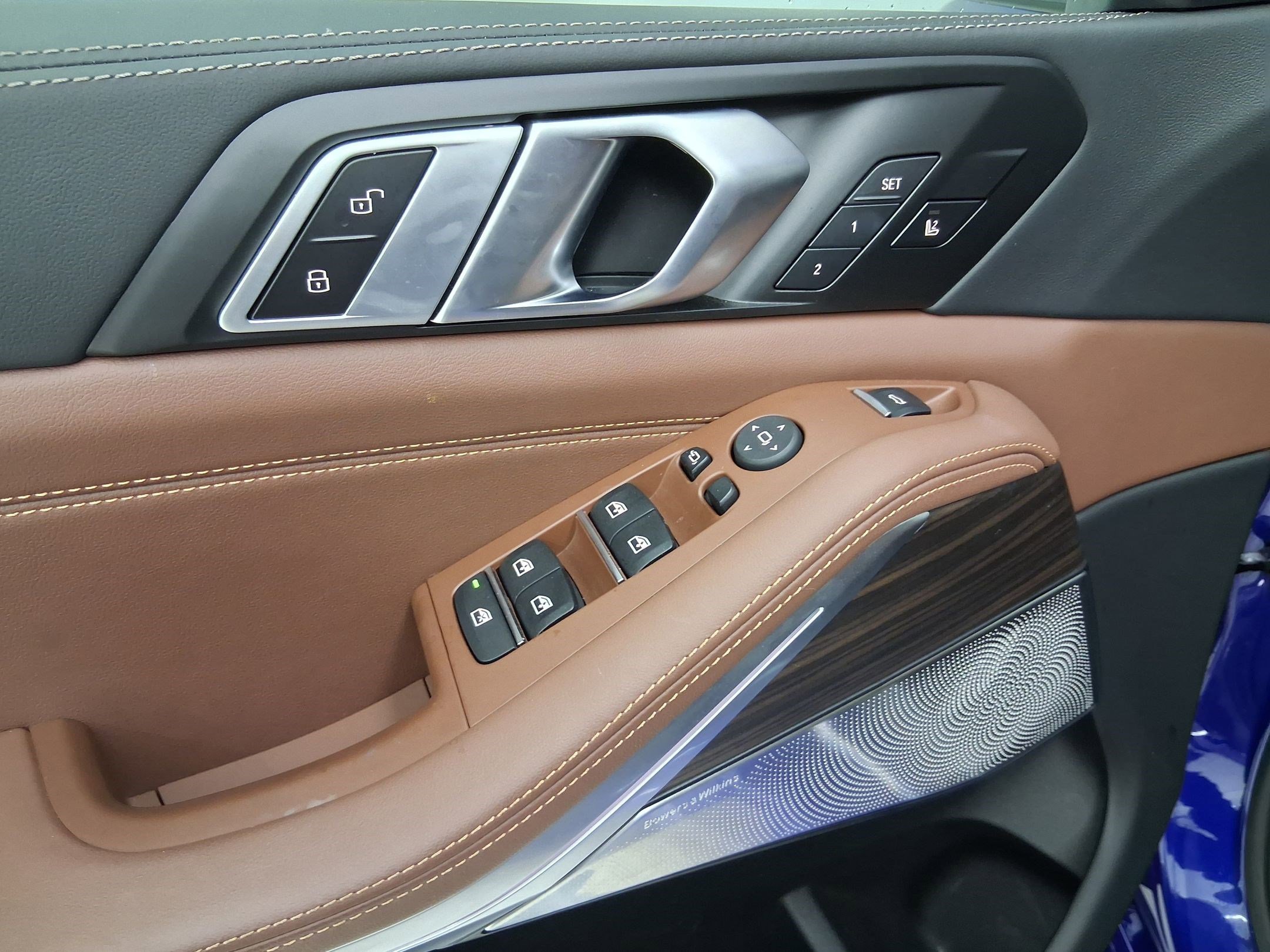 Used 2025 BMW X5 M60i image 12