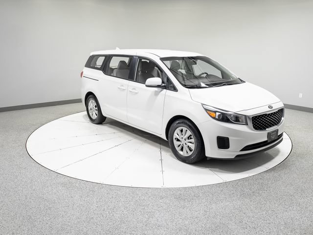 Used 2018 Kia Sedona L FWD image 28