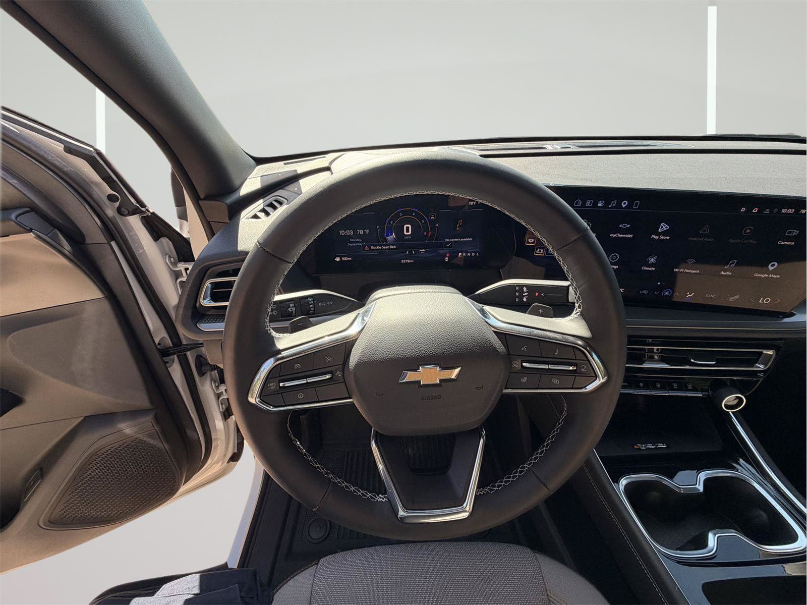 New 2026 Chevrolet Traverse LT w/ Driver Confidence Package FWD image 13