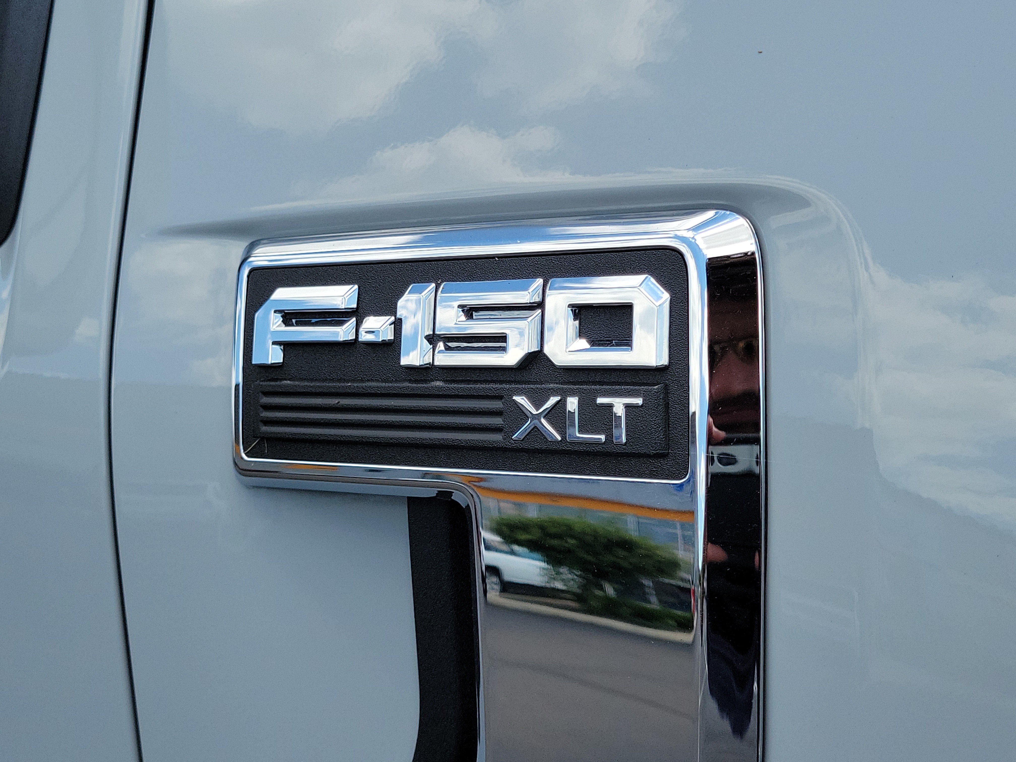 Used 2023 Ford F150 XLT w/ Equipment Group 302A High AWD/4WD image 6
