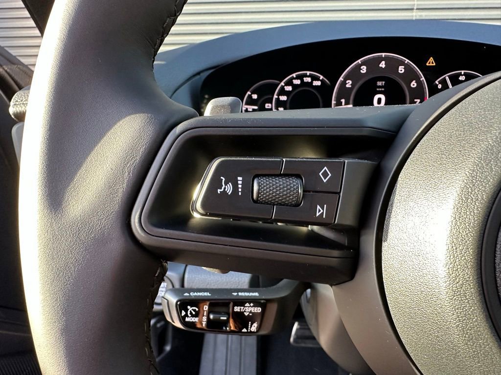 Used 2026 Porsche Panamera image 17