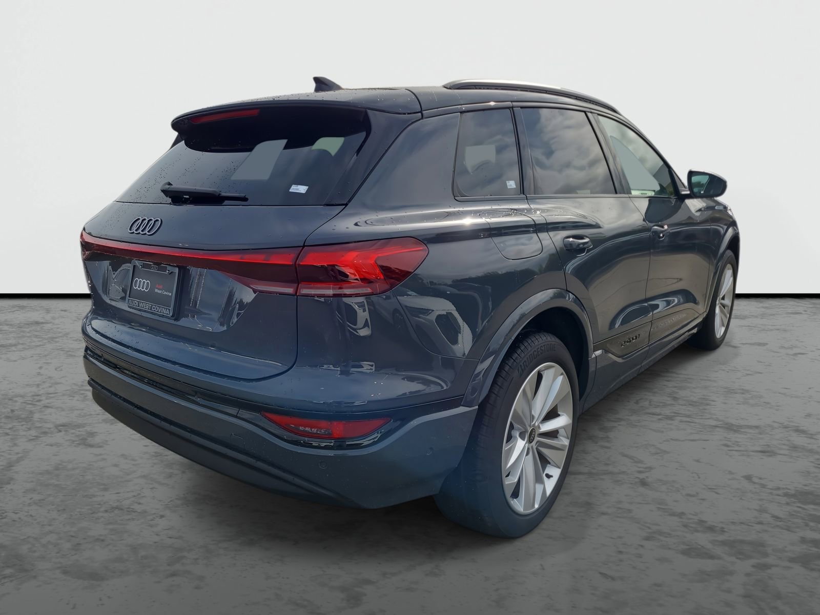 Used 2025 Audi Q6 e-tron Premium Plus w/ Premium Plus image 4