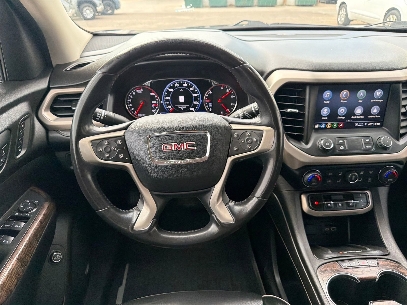 Used 2021 GMC Acadia Denali w/ Denali Ultimate Package image 25