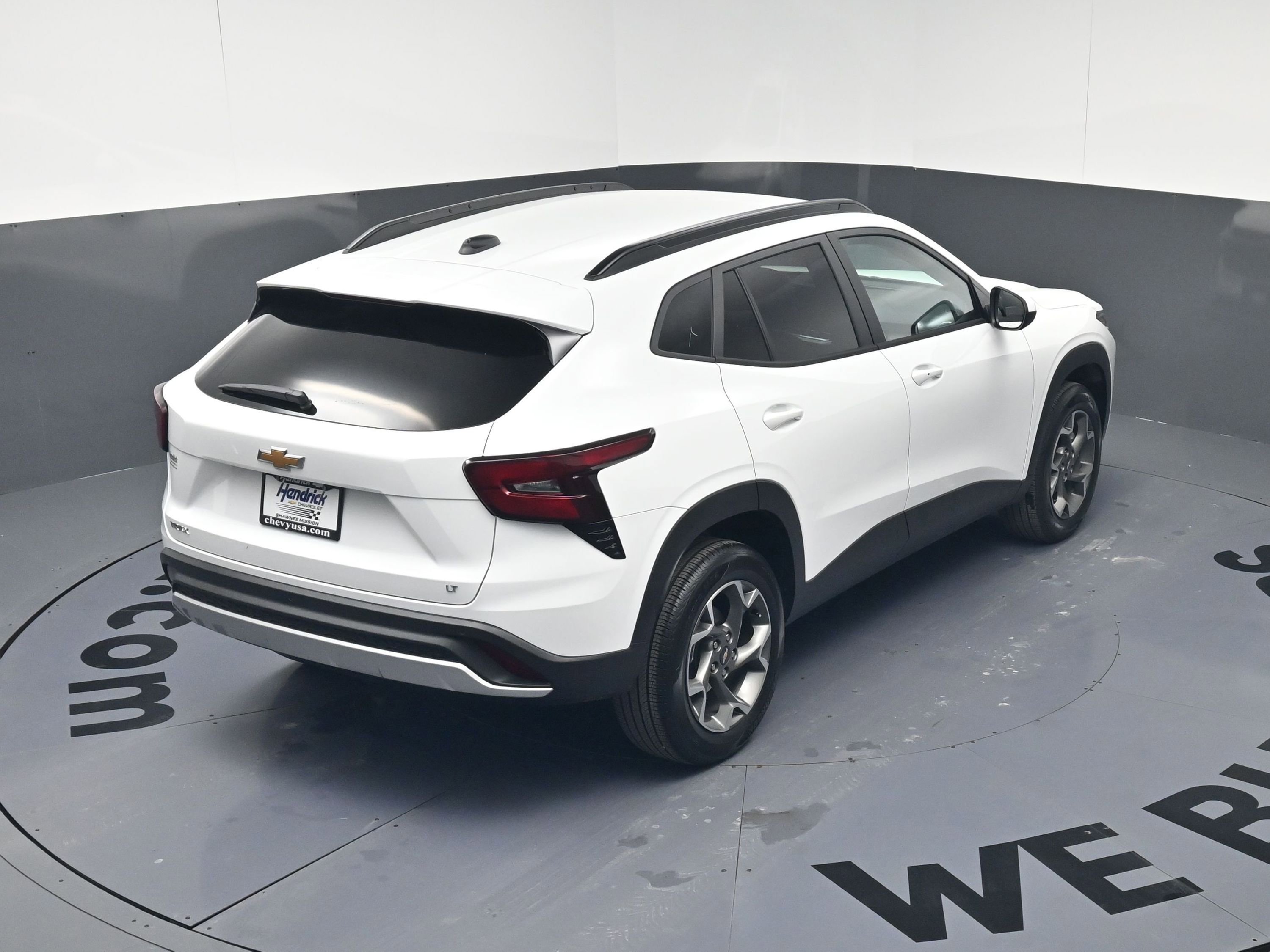 Used 2025 Chevrolet Trax LT w/ Driver Confidence Package image 33