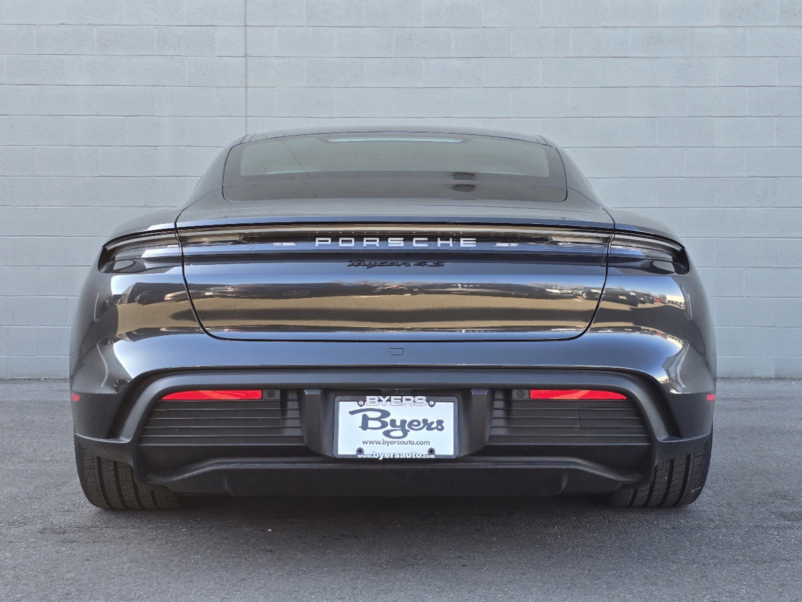 New 2025 Porsche Taycan 4S image 8