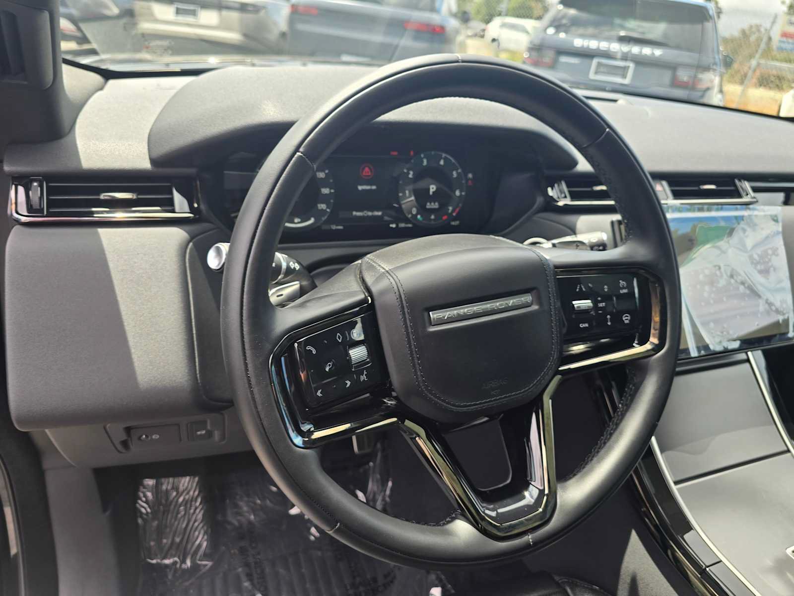 Used 2025 Land Rover Range Rover Velar Dynamic SE AWD/4WD image 26