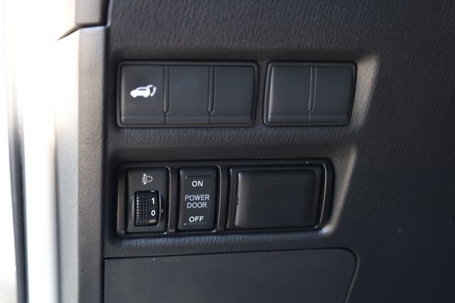 Used 2018 Nissan Armada SL AWD/4WD image 14