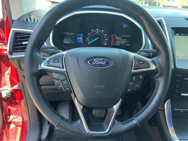 Used 2017 Ford Edge Titanium w/ Technology Package AWD/4WD image 26