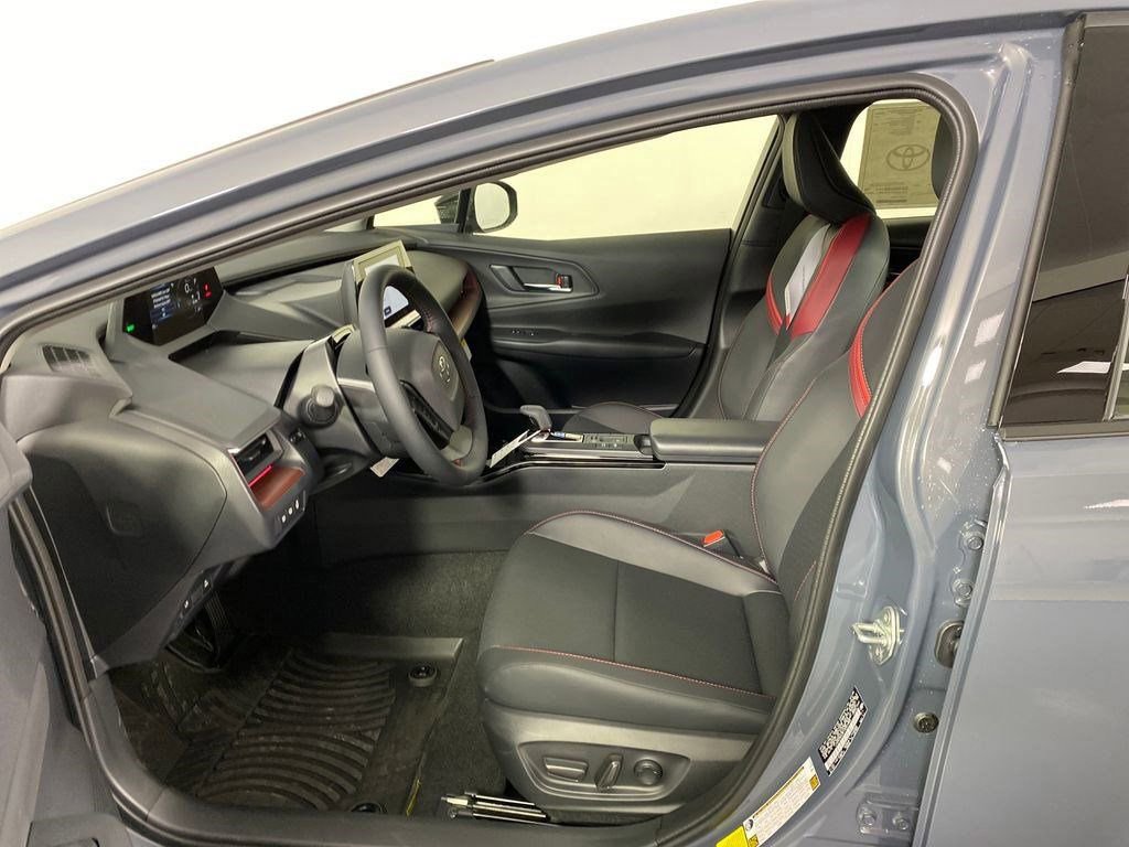 New 2026 Toyota Prius Plug-In Hybrid image 7