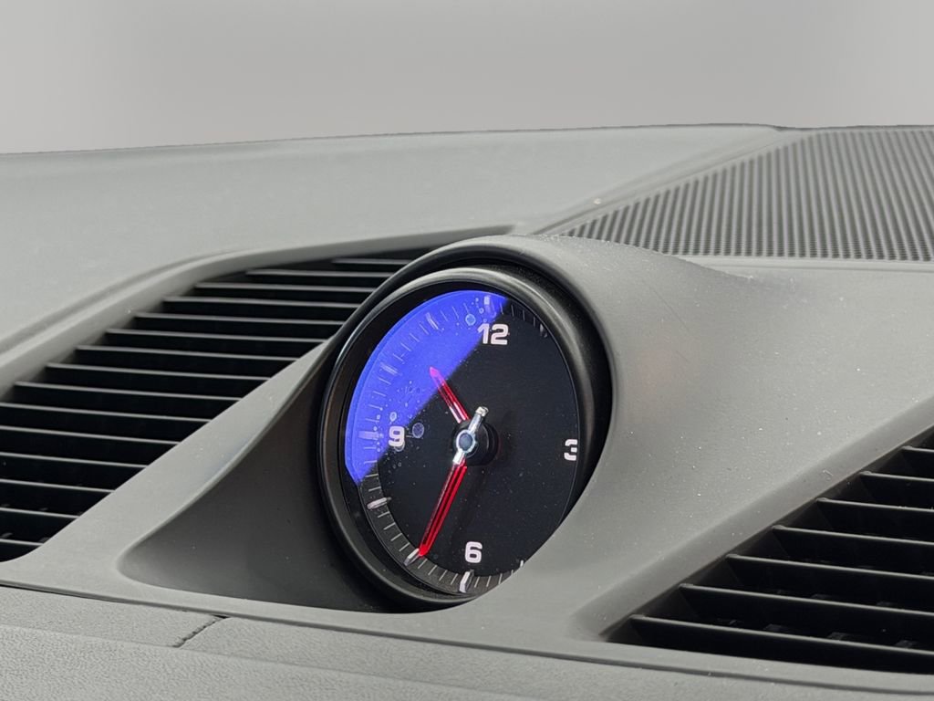 Used 2022 Porsche Cayenne Platinum Edition AWD/4WD image 19