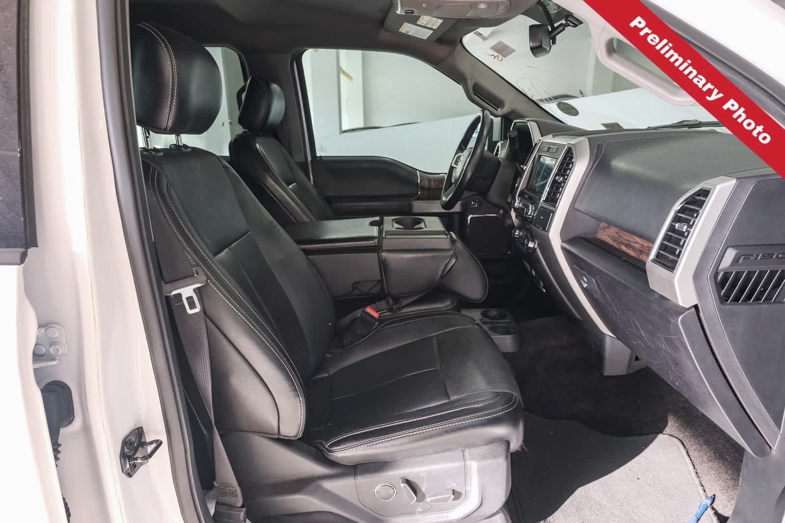 Used 2018 Ford F150 Lariat w/ Heavy-Duty Payload Package AWD/4WD image 14