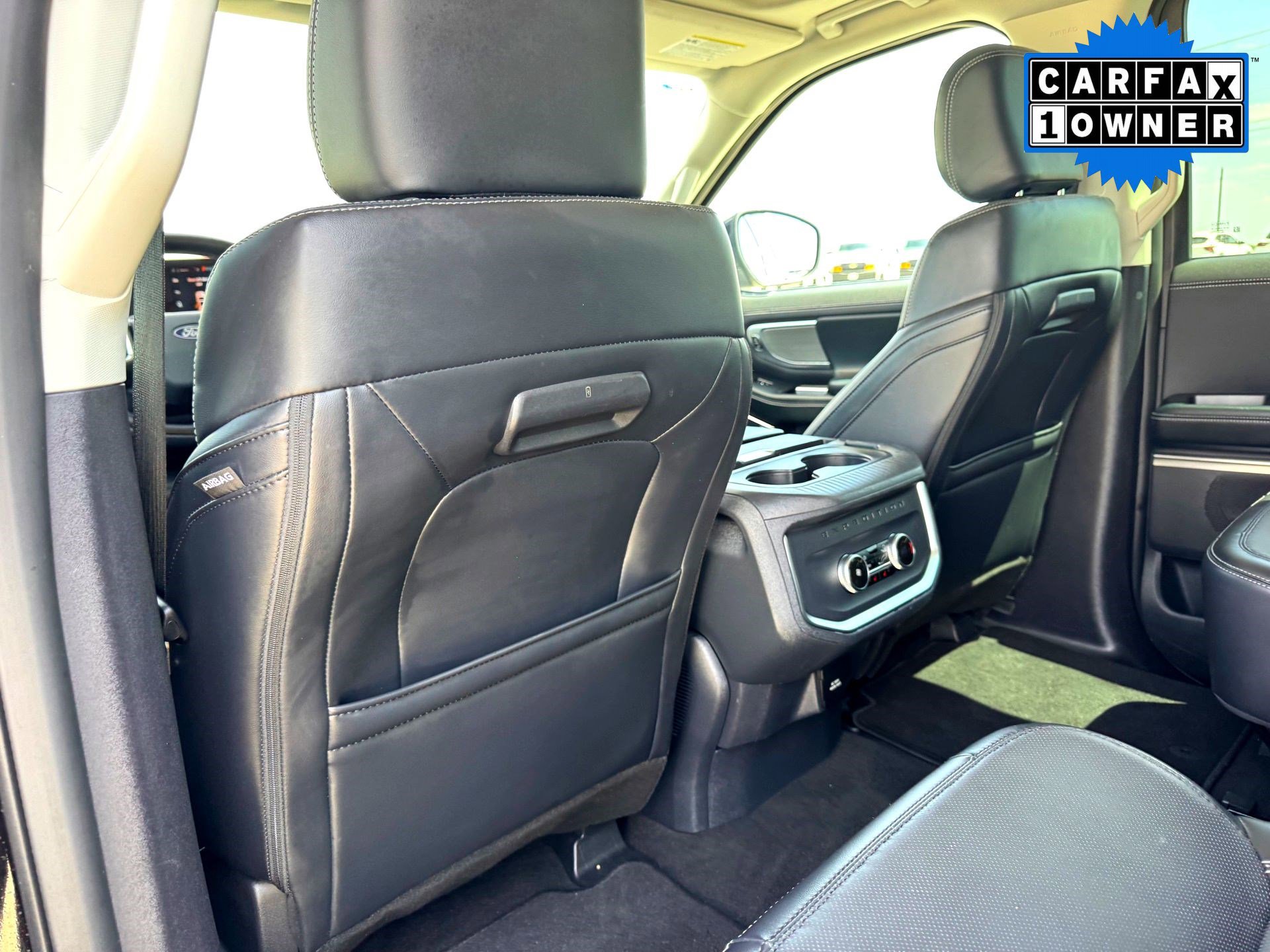 Used 2025 Ford Expedition Platinum AWD/4WD image 20