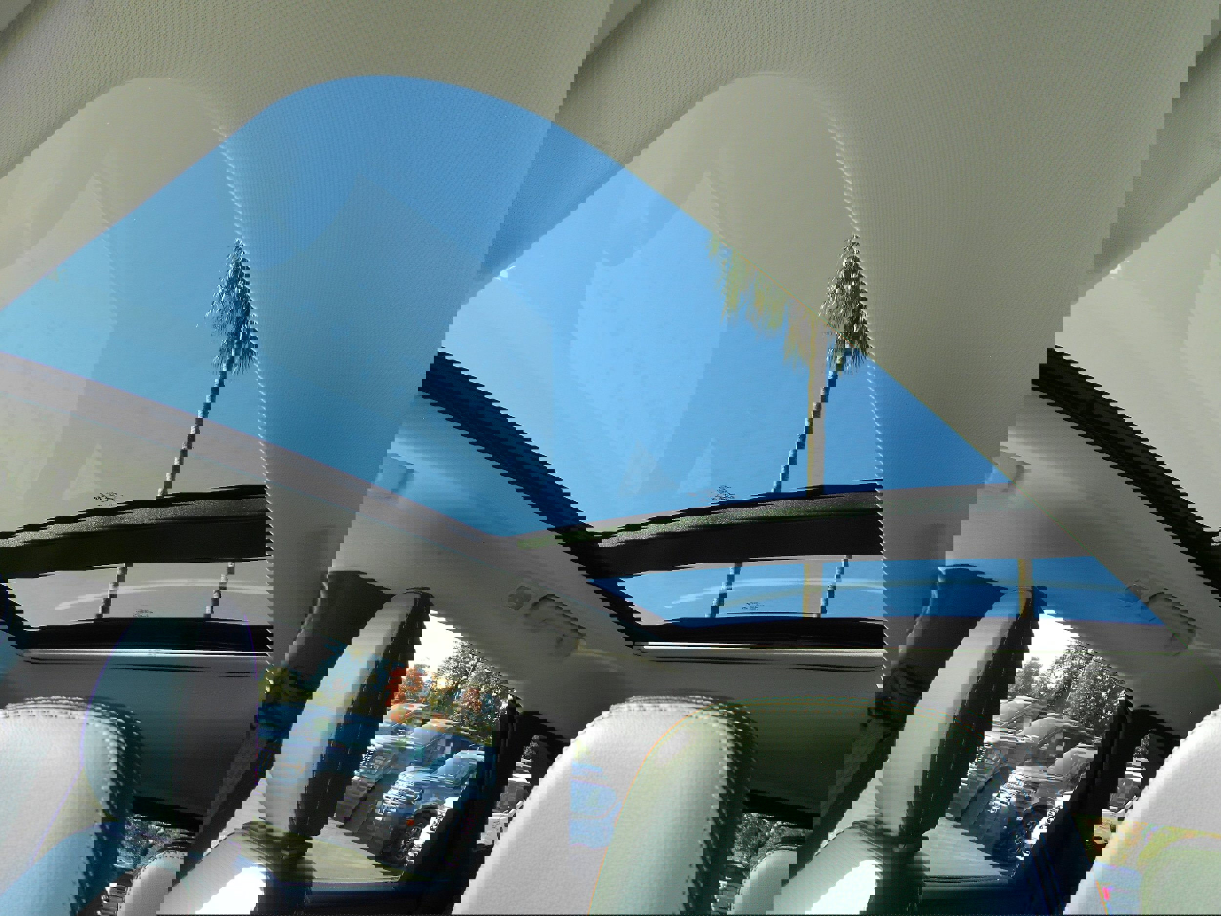 Used 2025 Ford Escape SE w/ PHEV Premium Package image 12