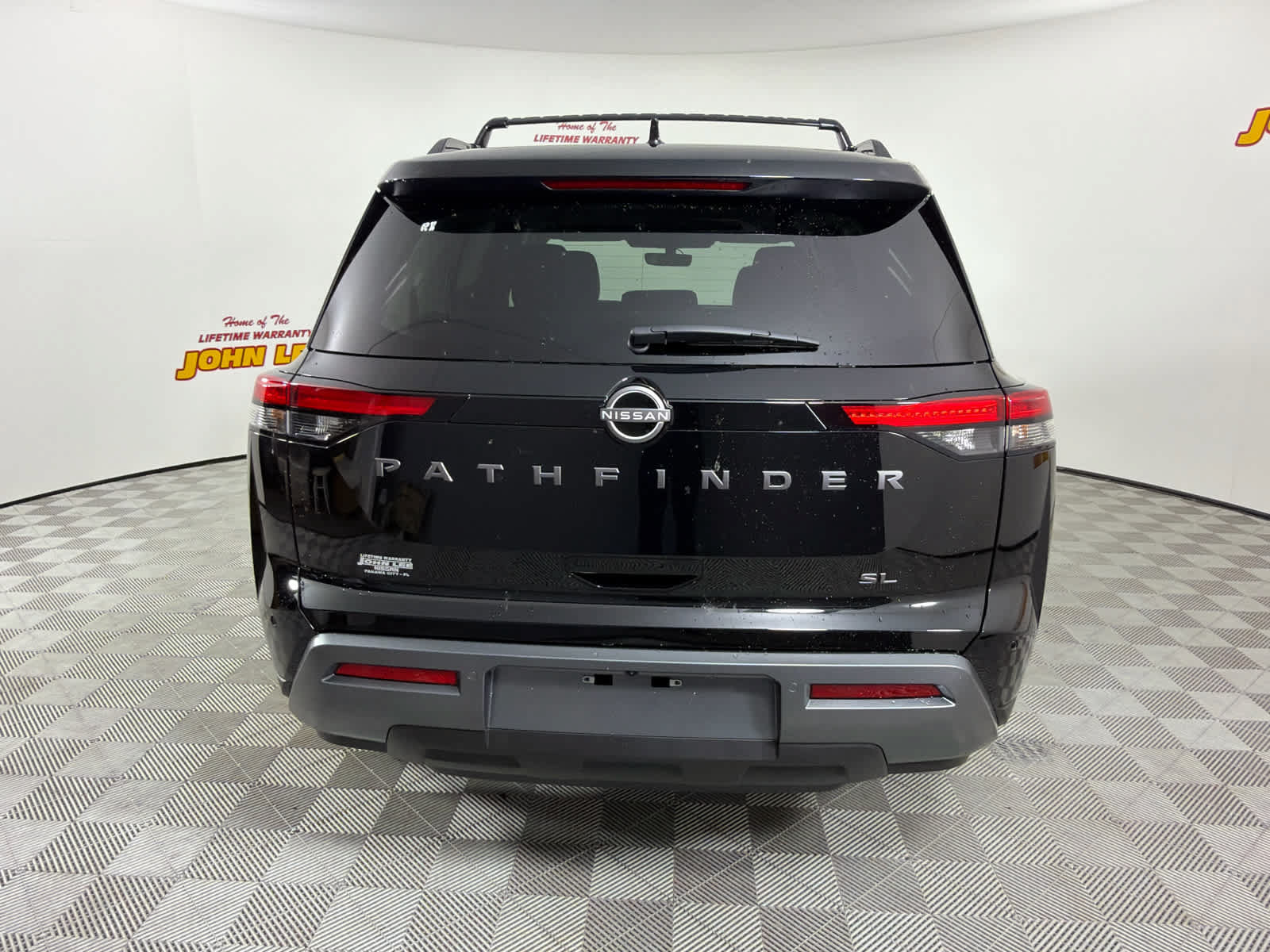 New 2026 Nissan Pathfinder SL FWD image 4