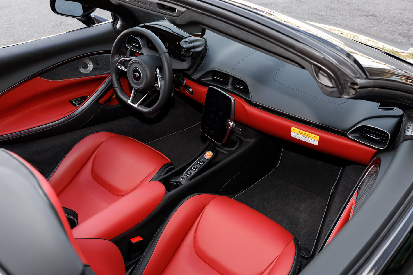 Used 2026 McLaren Artura Spider RWD image 54