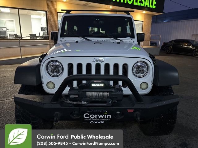 Used 2016 Jeep Wrangler Unlimited Rubicon w/ Connectivity Group image 2