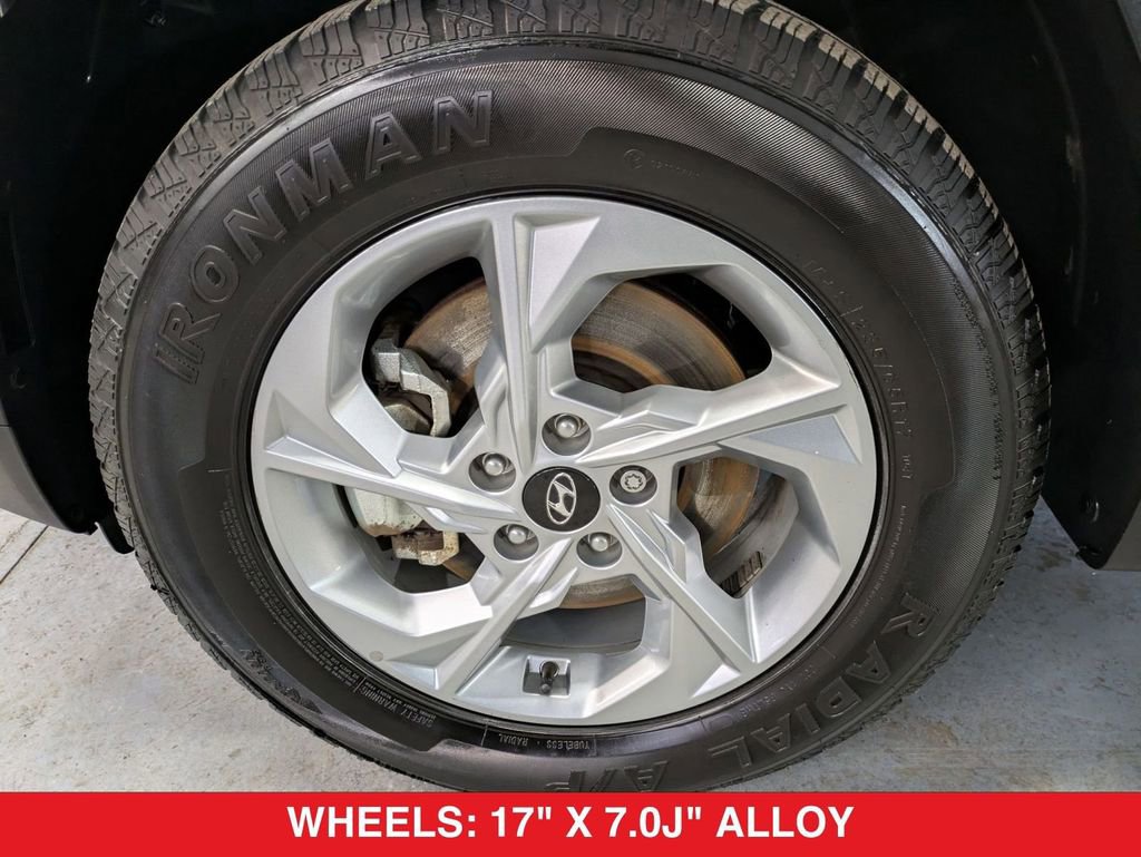 Used 2023 Hyundai Tucson SE image 10