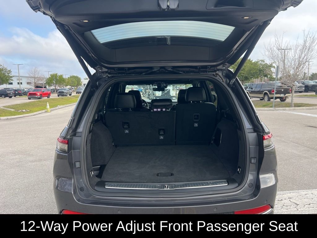 Certified 2023 Jeep Grand Cherokee Overland w/ Adv Protech Group III image 30