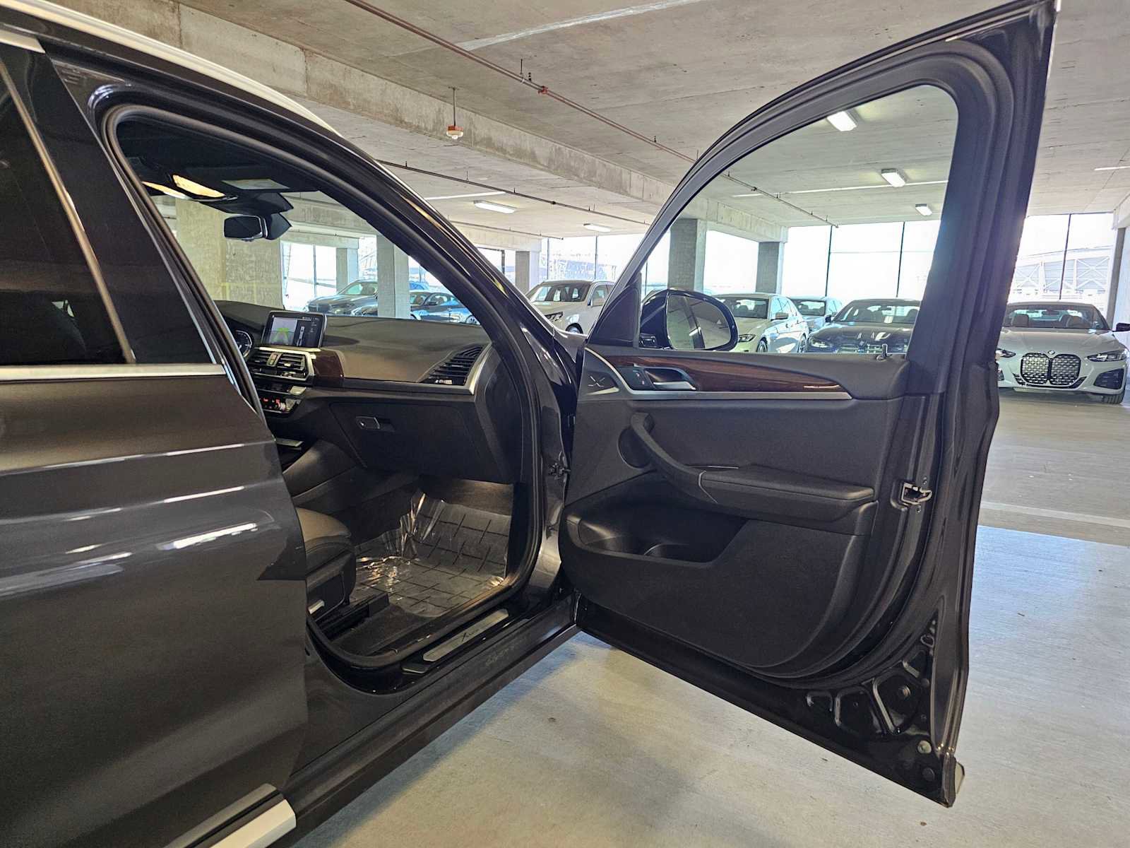 Used 2021 BMW X3 xDrive30e w/ Premium Package image 39