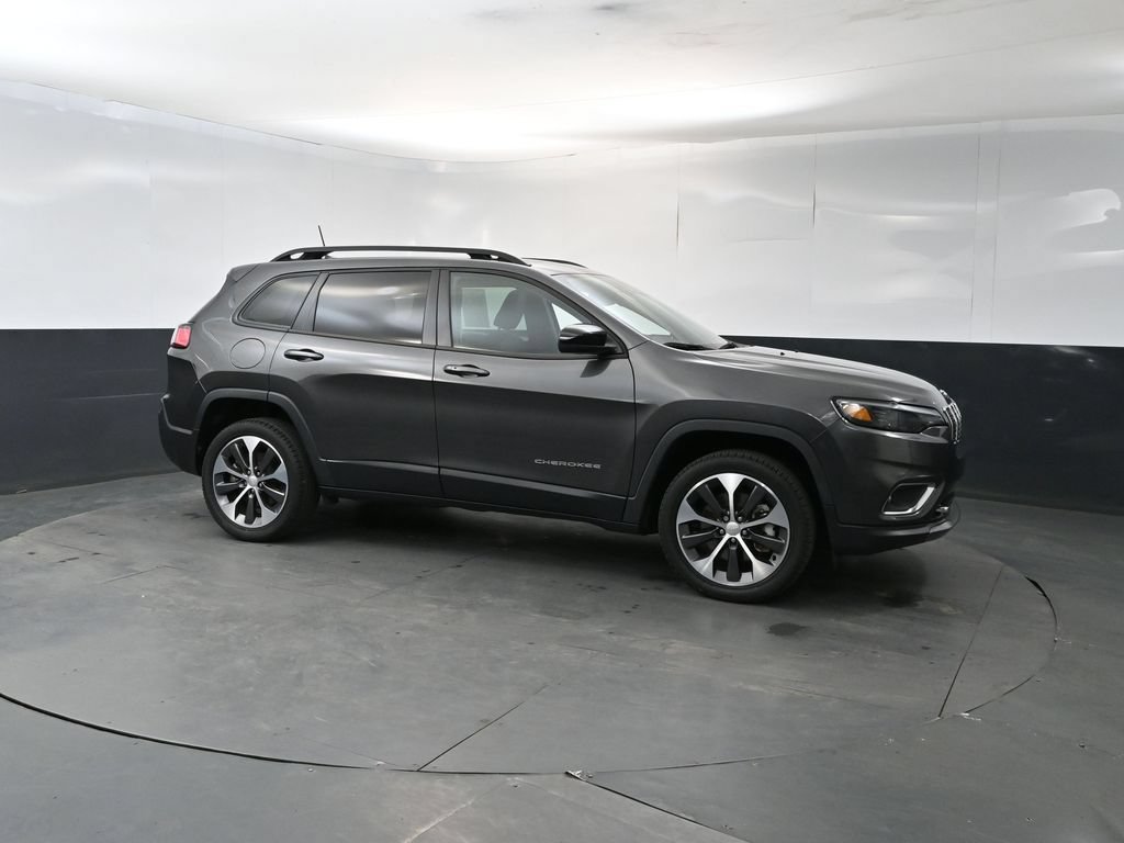 Used 2022 Jeep Cherokee Limited w/ Elite Package AWD/4WD image 7