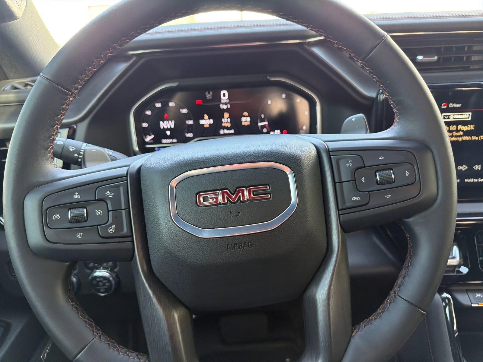 Used 2024 GMC Sierra 1500 AT4 w/ AT4 Premium Package image 18