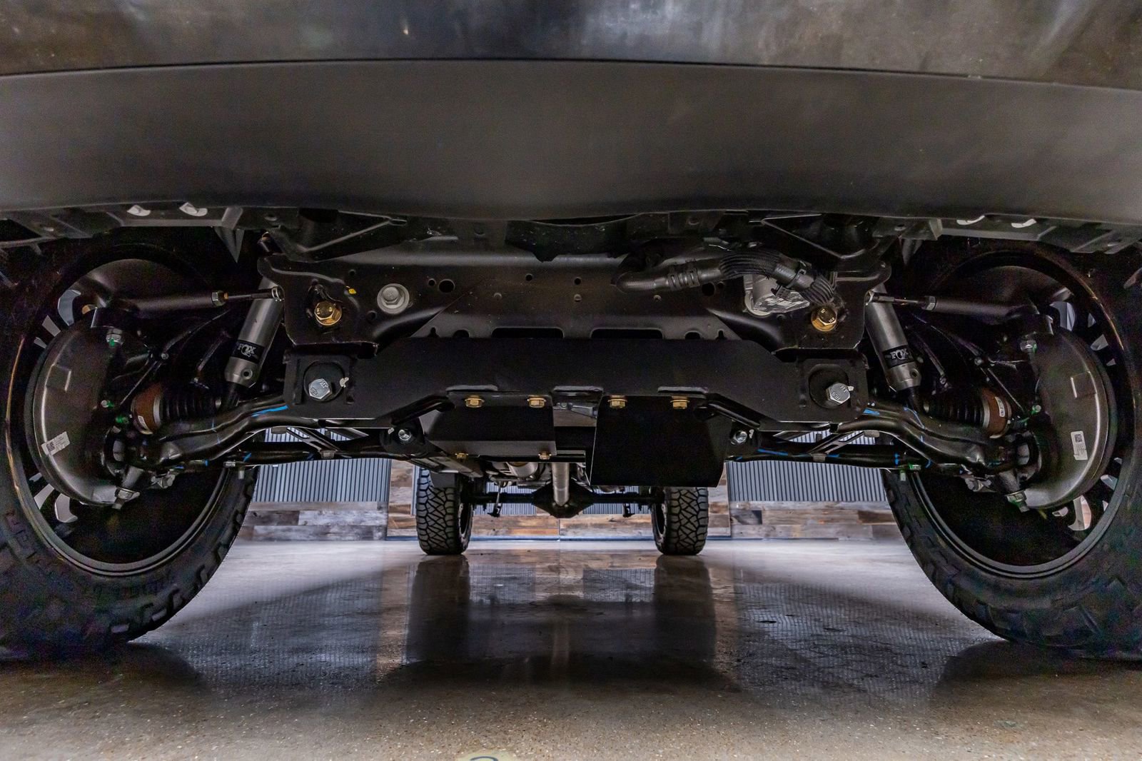 Used 2025 GMC Sierra 1500 AT4 w/ AT4 Premium Package image 14