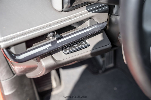 Used 2024 Chevrolet Corvette Stingray Premium Cpe w/ Z51 Performance Package RWD image 54