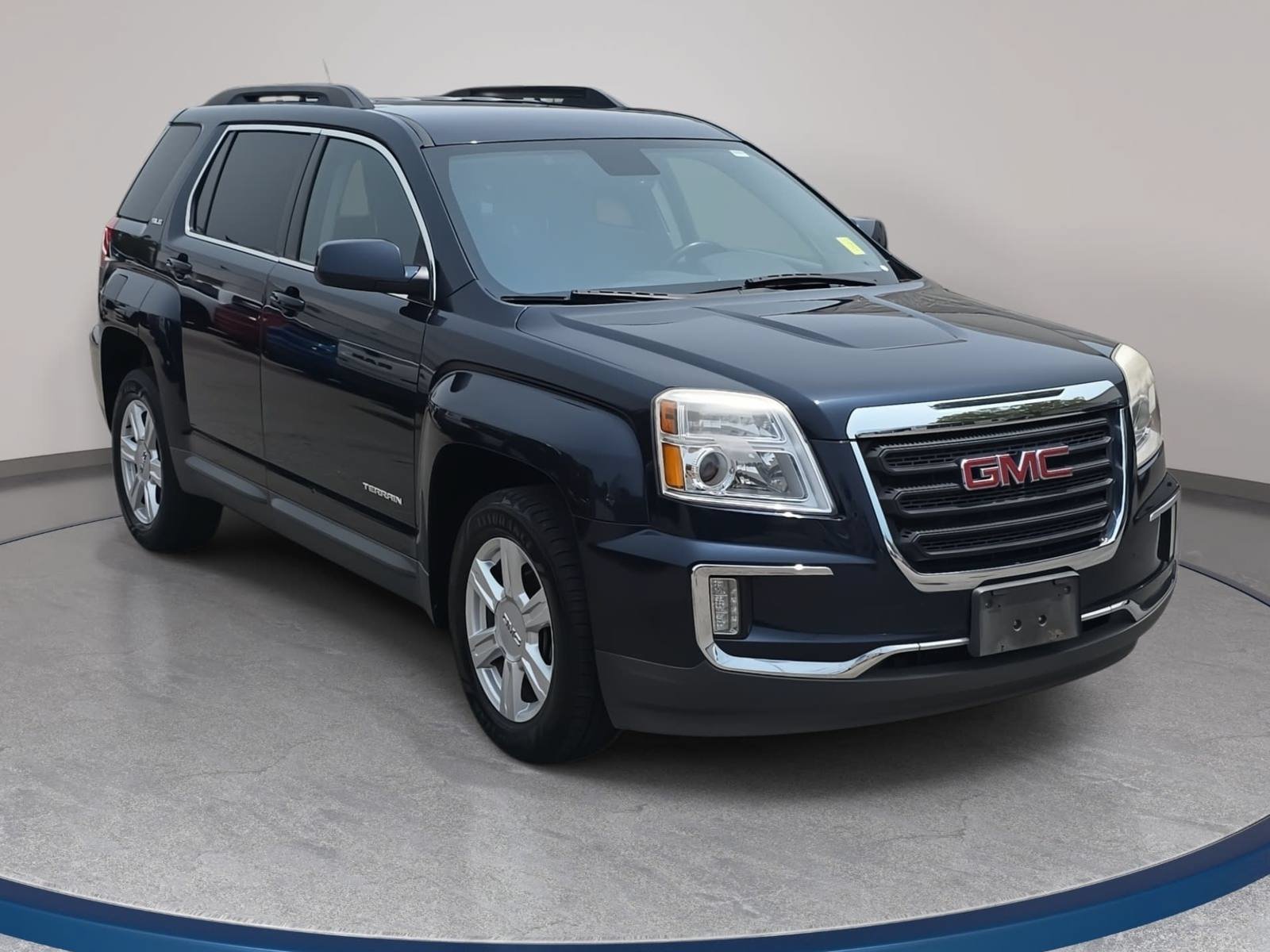 Used 2016 GMC Terrain SLE w/ Convenience Package FWD image 3