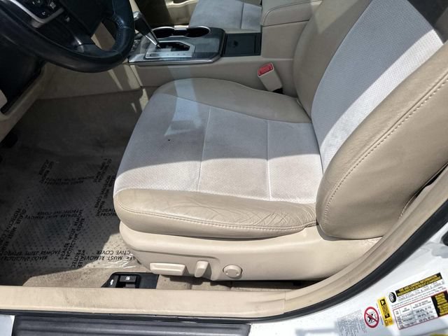 Used 2013 Toyota Camry XLE w/ Leather Pkg FWD image 15