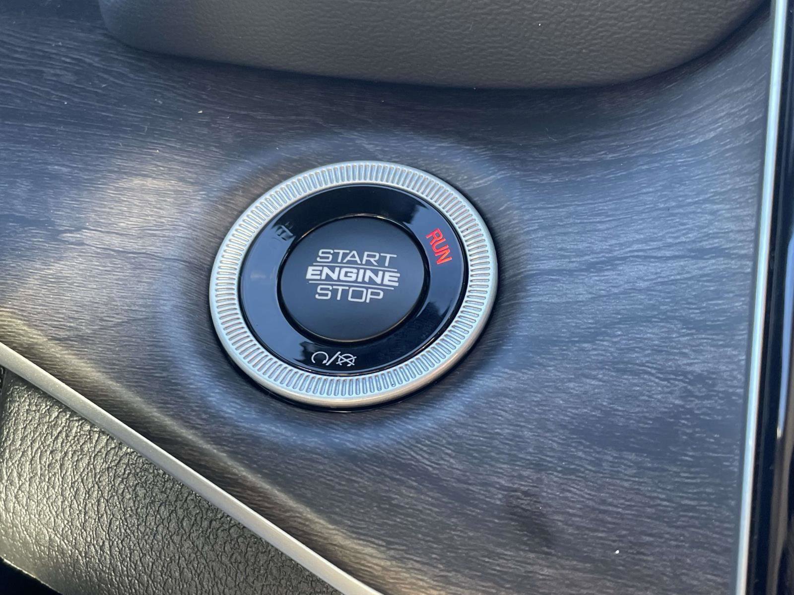 New 2025 Jeep Grand Cherokee Limited image 7