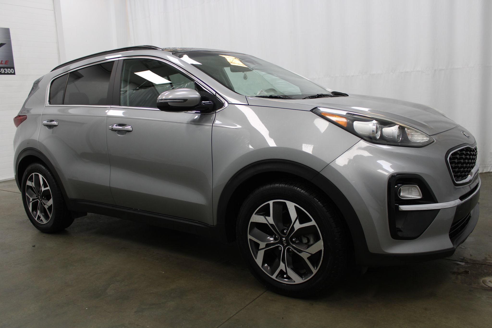 Used 2022 Kia Sportage EX FWD image 4