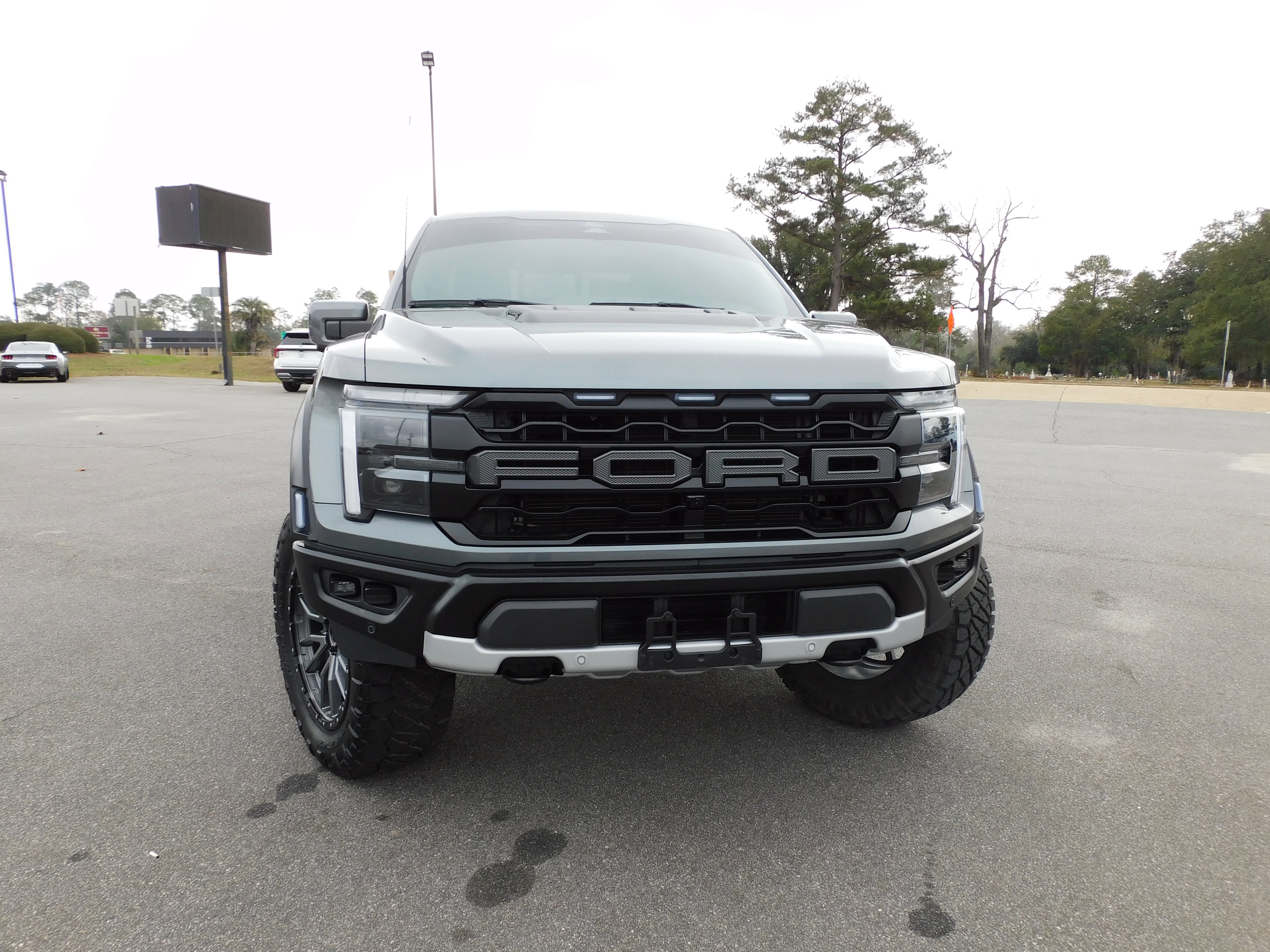 Used 2025 Ford F150 Raptor image 7