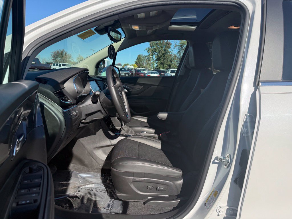 Used 2017 Buick Encore Preferred w/ Experience Buick Package FWD image 25