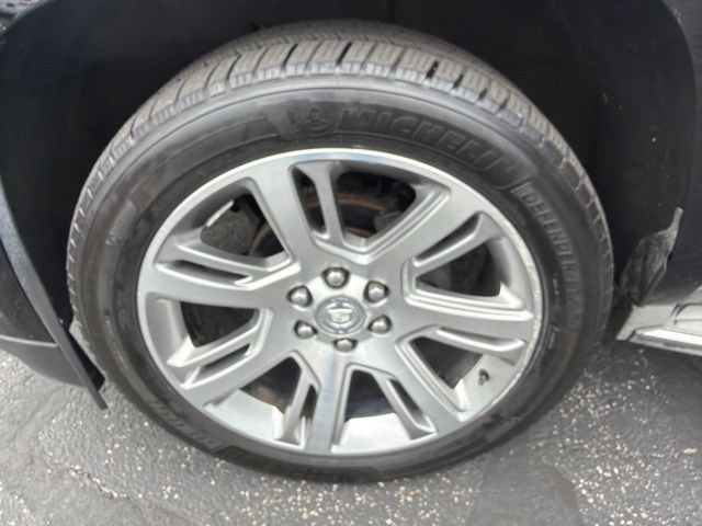 Used 2015 Cadillac Escalade Premium AWD/4WD image 29