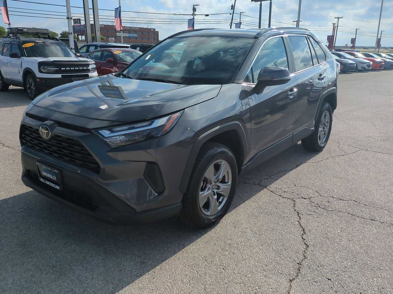 Used 2024 Toyota RAV4 XLE image 4