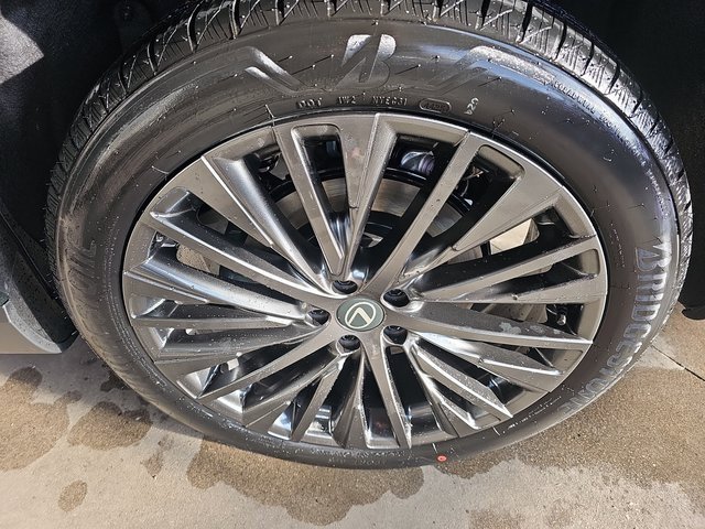 New 2026 Lexus RX 350 350 Luxury w/ Convenience Package image 32