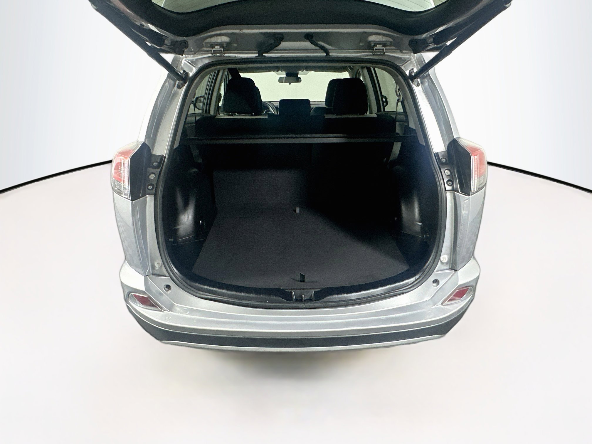 Used 2017 Toyota RAV4 XLE FWD image 29