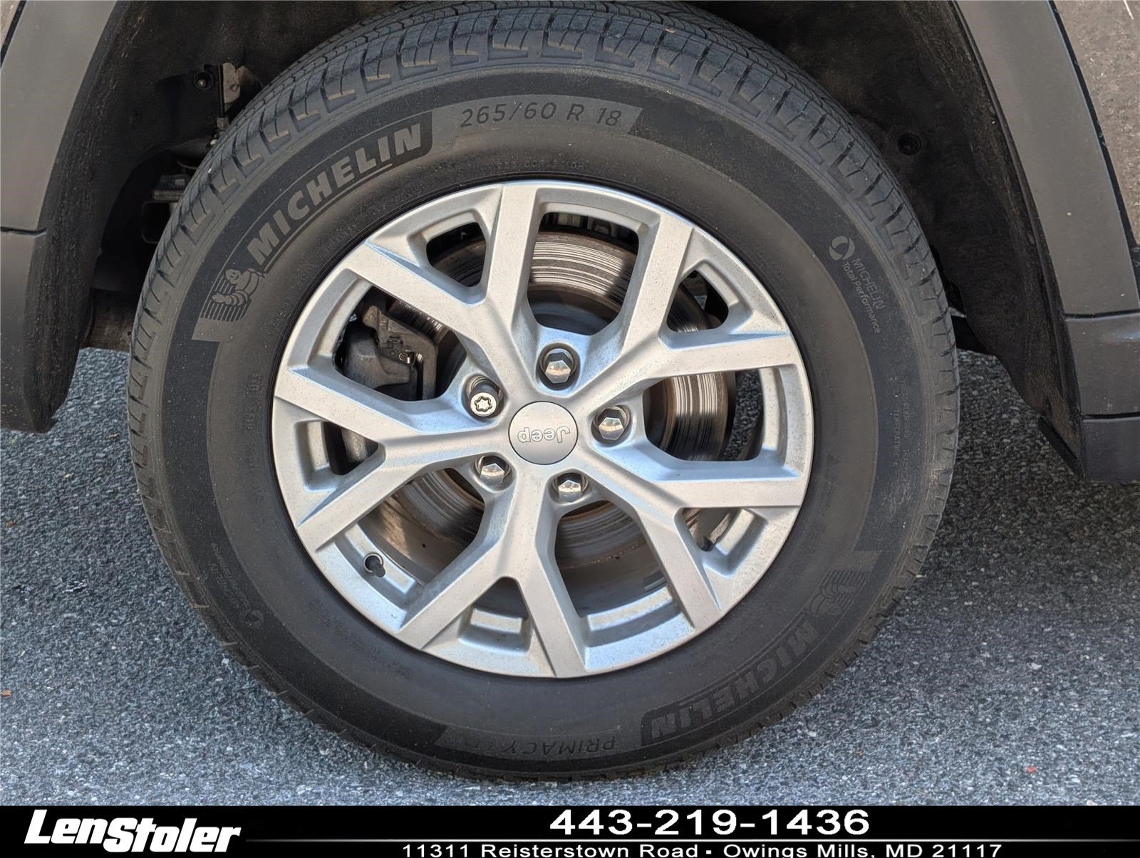 Used 2023 Jeep Grand Cherokee L Limited AWD/4WD image 10
