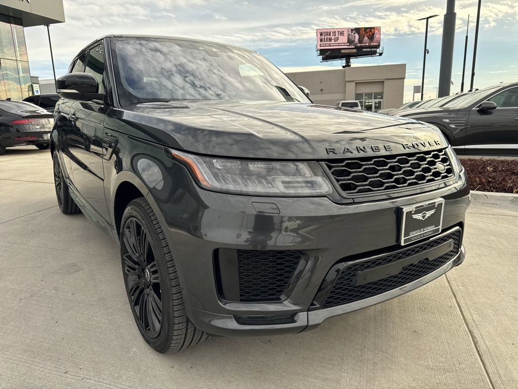 Used 2020 Land Rover Range Rover Sport HSE Dynamic image 3