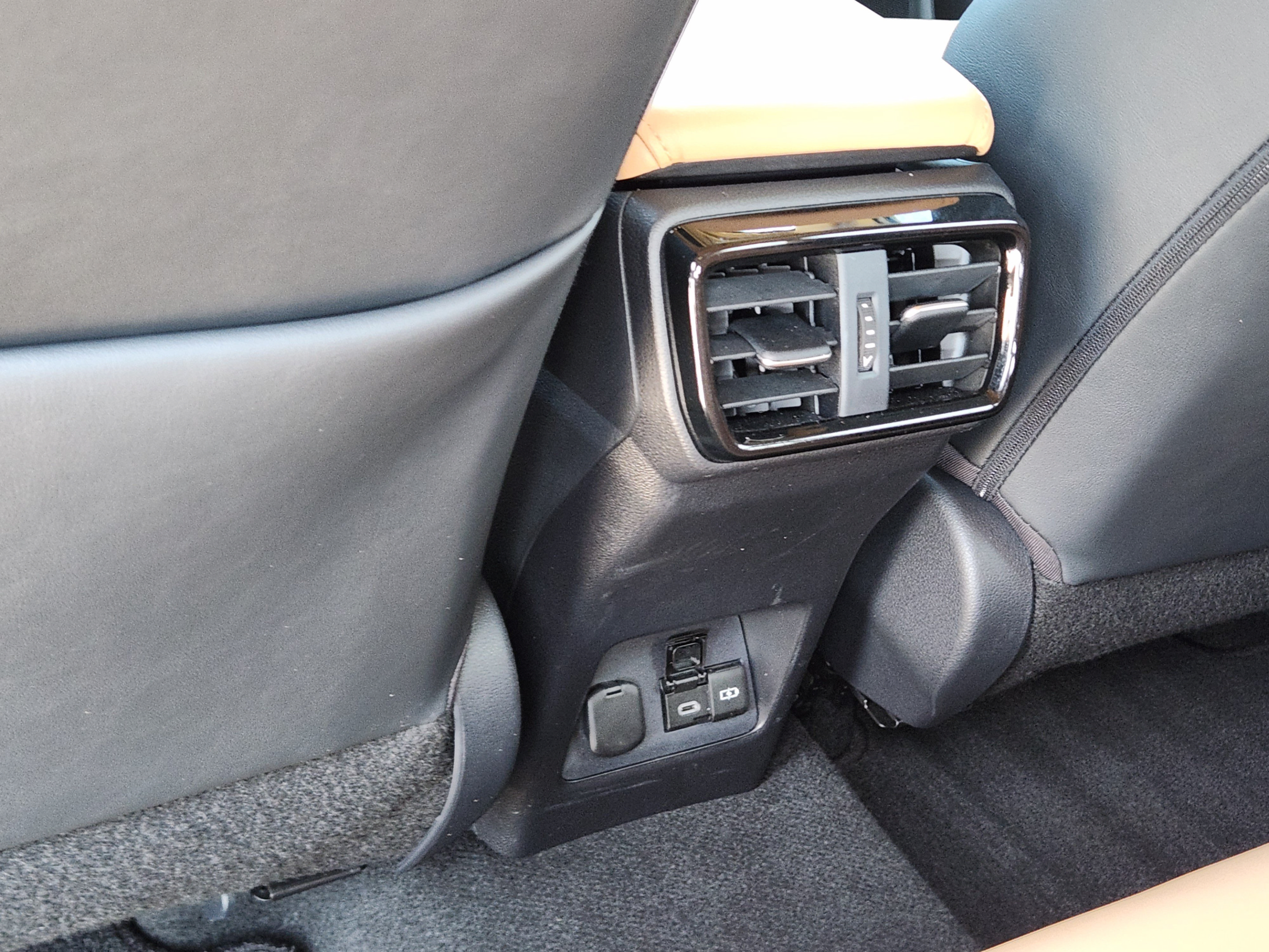 Certified 2026 Lexus NX 350 AWD w/ Cold Area Package image 41