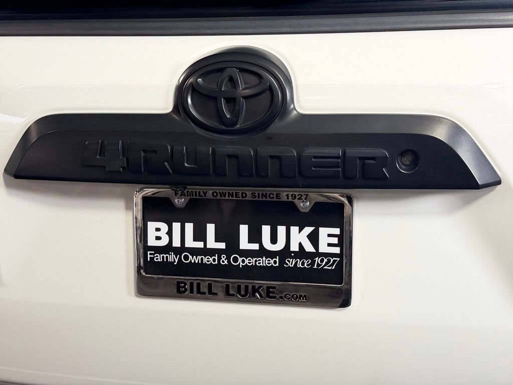 Used 2019 Toyota 4Runner TRD Off-Road Premium AWD/4WD image 12