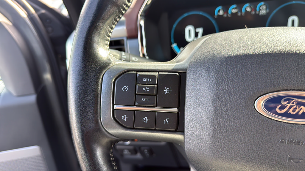 Used 2022 Ford F150 Lariat w/ Max Trailer Tow Package AWD/4WD image 22
