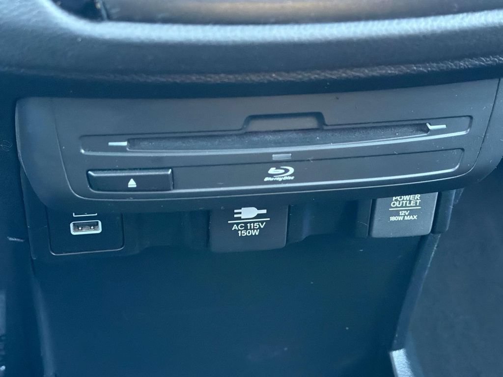 Used 2024 Honda Odyssey Elite image 23