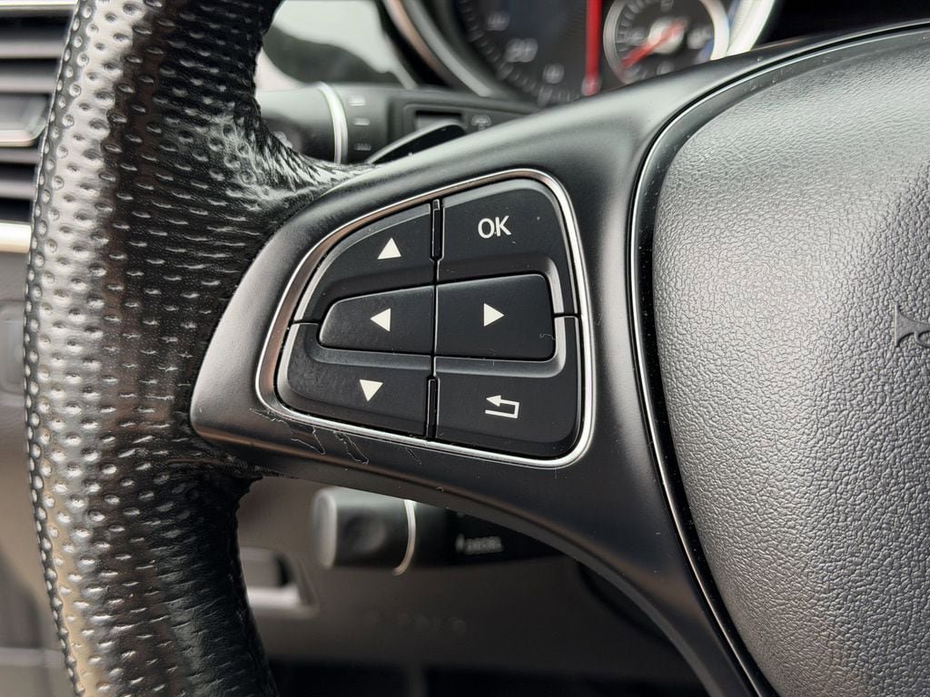 Used 2018 Mercedes-Benz GLE 350 4MATIC image 26