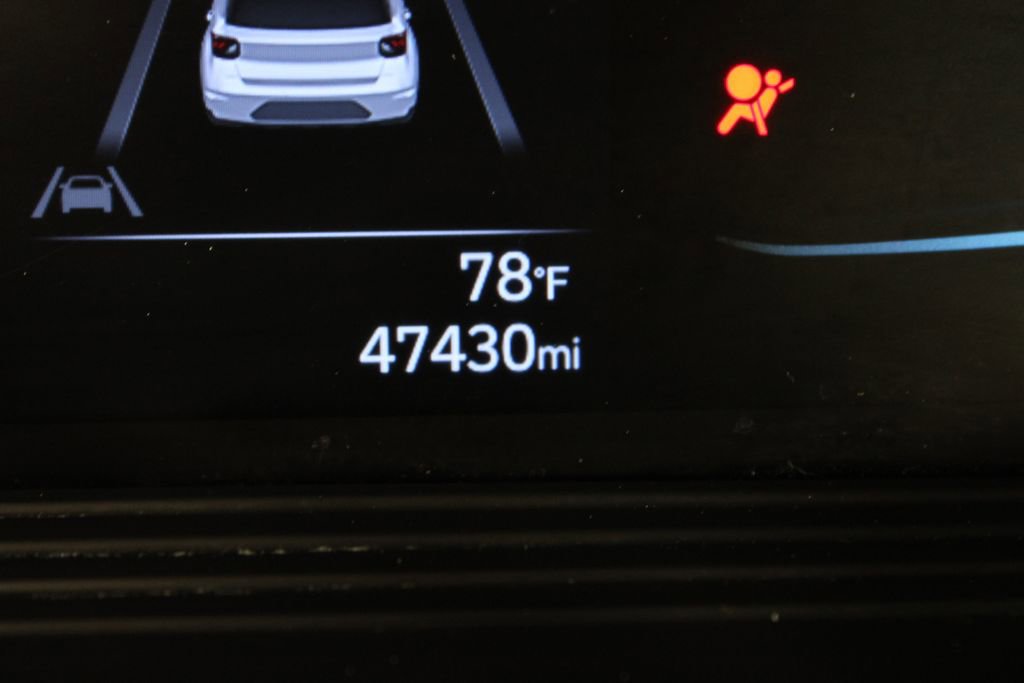 Certified 2023 Hyundai Venue SEL image 27