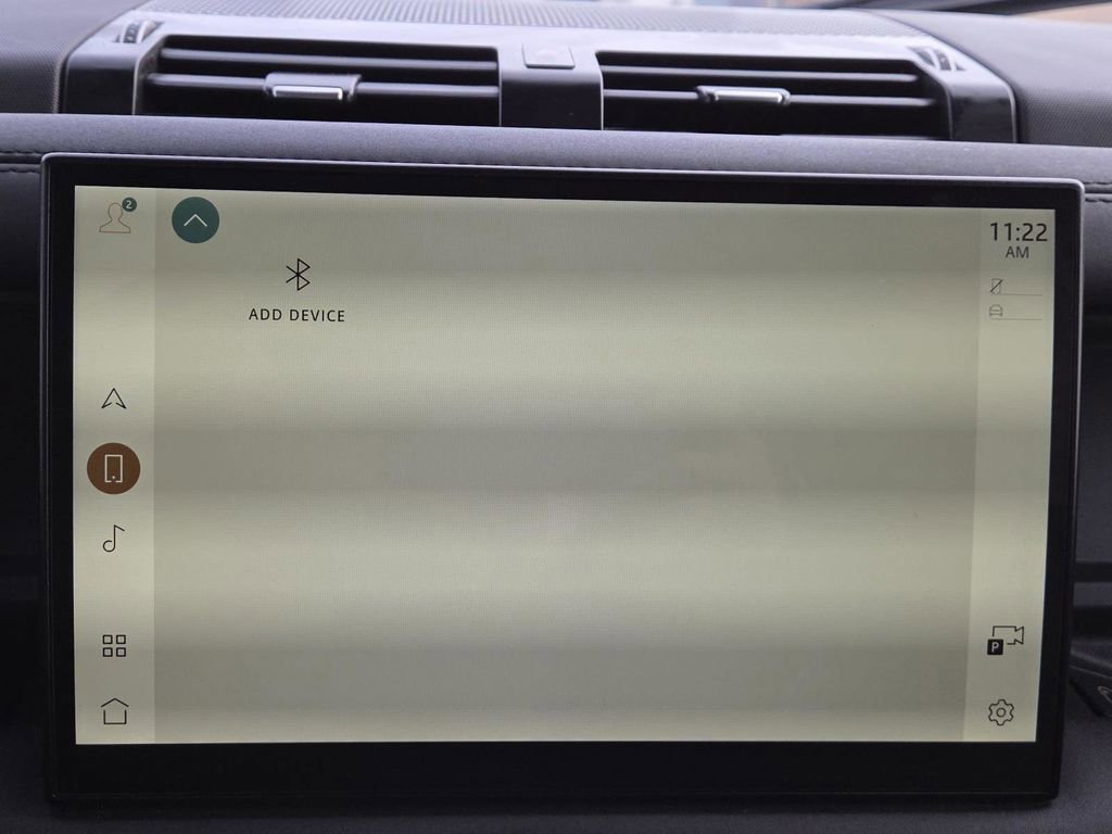 Used 2024 Land Rover Defender 130 X-Dynamic SE image 26