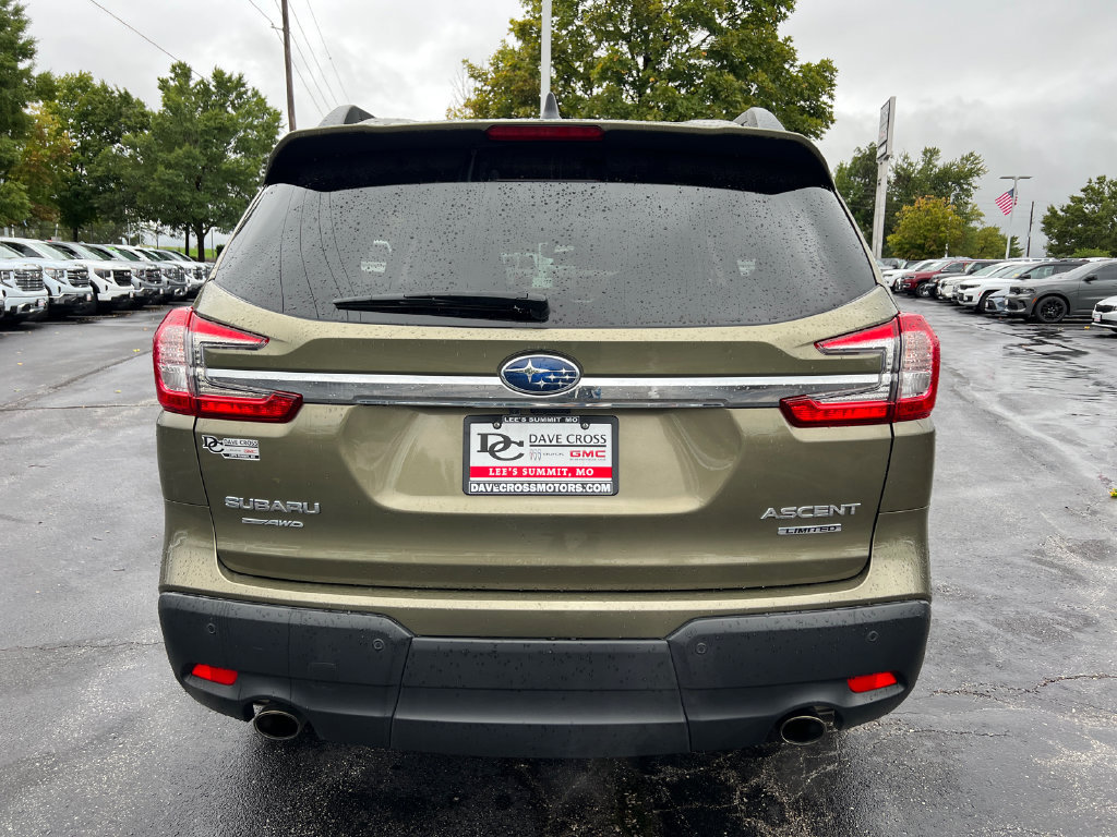 Used 2024 Subaru Ascent Limited w/ Technology Package AWD/4WD image 8